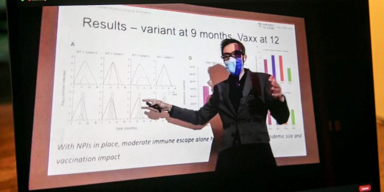Epidemiologist predicts pathway out of the pandemic