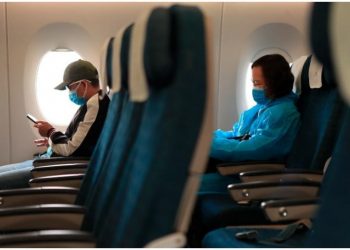 45 percent in new poll say it’s too early to end transportation mask mandate