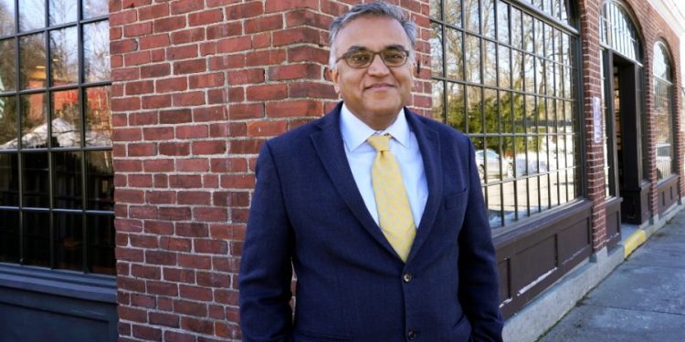 US needs more funding to fight COVID-19, says key White House official