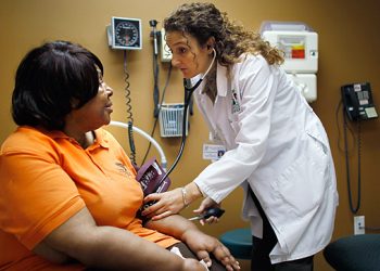 Quarter of Latino, Black seniors say they’ve experienced discrimination receiving health care : poll