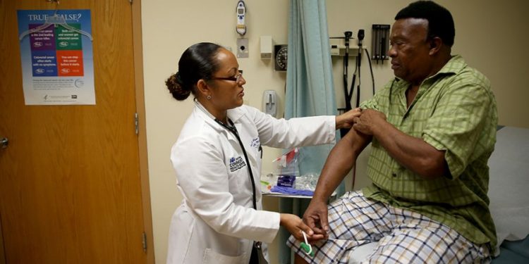 White House unveils new push to increase availability of COVID-19 treatment pills