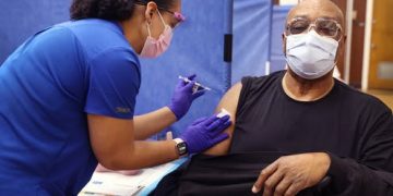 Do you need a second booster shot? An epidemiologist scoured the latest research and has some answers