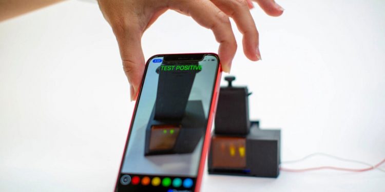 New at-home test detects COVID-19 variants in your spit