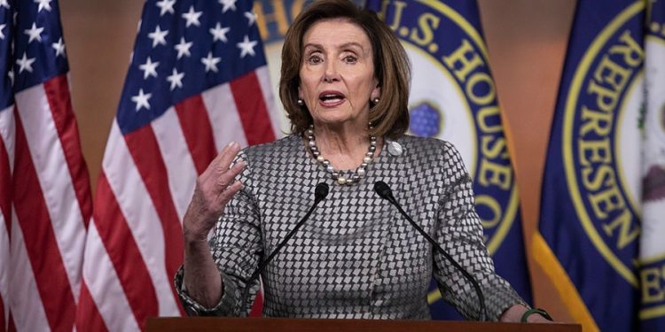 Pelosi endorses strategy to combine Ukraine, COVID aid