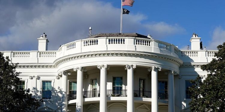 Servers at correspondents’ dinner not approached about testing, vaccination requirements, union says