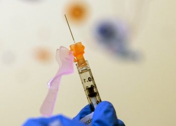 Parents in no rush on COVID vaccines for young children: poll