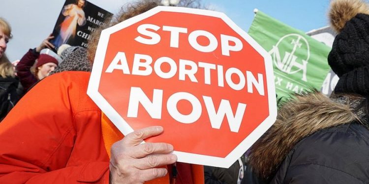 Bill to make abortion a crime of homicide in Louisiana advances