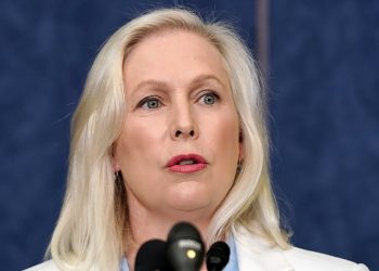 Senators press DOD on abortion protections for service members