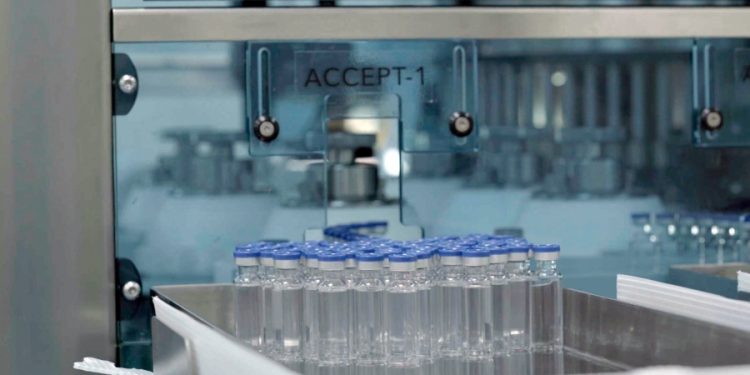 FDA panel gives nod to Novavax COVID-19 shot