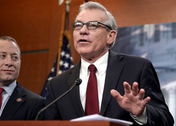 Lawmakers focus on prevention, cures to curb US health insurance costs