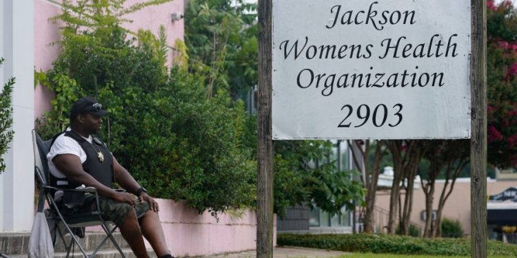 Mississippi’s only abortion clinic shuts down, moves to New Mexico