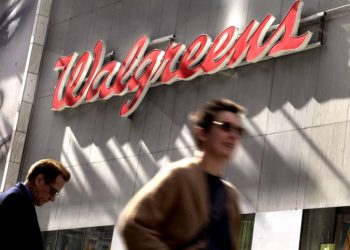 #BoycottWalgreens trends after people say they were denied birth control pills, condoms