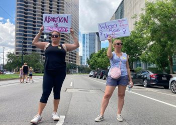 Judge allows abortions to resume in Louisiana