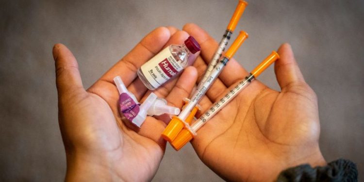 Senate Democrats look to add insulin measures to Schumer-Manchin deal