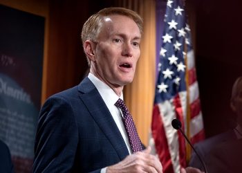 GOP senator blocks bill to protect interstate travel for abortion