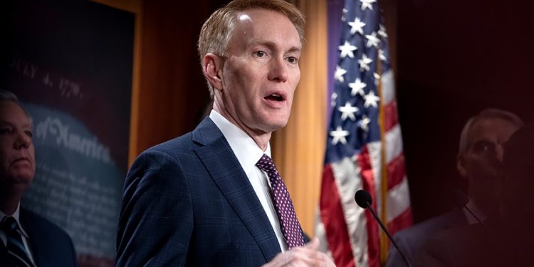 GOP senator blocks bill to protect interstate travel for abortion