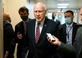 Senate Democrats propose $21 billion in new COVID-19 funding amid stalemate