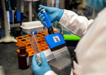 BA.5 spurs new calls to fund next-generation COVID-19 vaccines