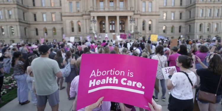 Judge puts North Dakota’s abortion ban on hold again
