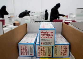 Moderna seeks FDA OK for updated COVID-19 booster