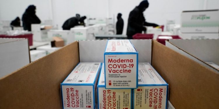 Moderna seeks FDA OK for updated COVID-19 booster