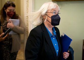 Senate Democrats unveil legislation to protect abortion providers