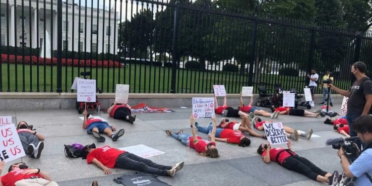 Protesters rip Biden on COVID: ‘Pandemic is not over’