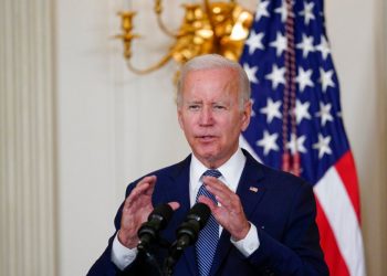 Biden to receive updated COVID vaccine on Tuesday