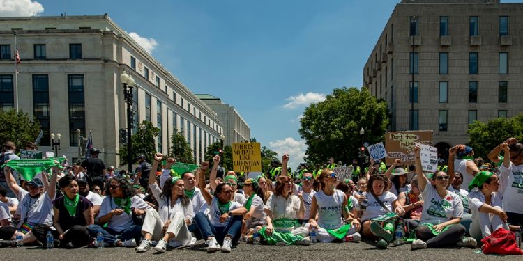 Supreme Court’s approval sinks to historic lows 100 days after abortion decision