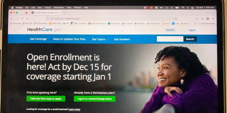 Obamacare enrollment sign ups jump by 40 percent in 2022