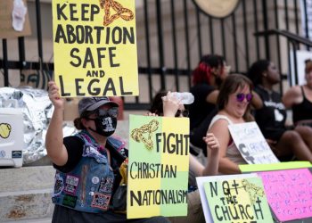 Judge overturns Georgia ban on abortion starting around 6 weeks into a pregnancy