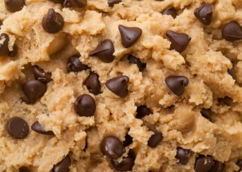 Edible cookie dough recalled over possible ‘plastic film’