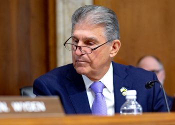 Manchin calls for deal on Social Security, Medicare, Medicaid in new Congress