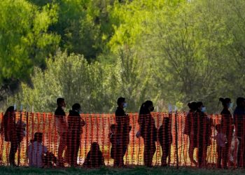 Biden administration to appeal ruling striking Title 42, pledges new regulation from CDC