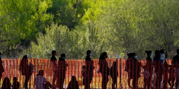 Biden administration to appeal ruling striking Title 42, pledges new regulation from CDC