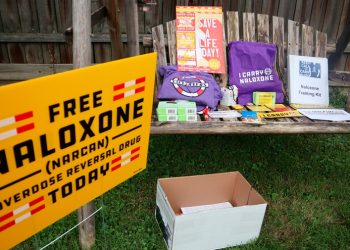 Push for over-the-counter naloxone may not help most vulnerable