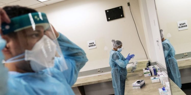 American PPE manufacturers form lobbying group to boost US production