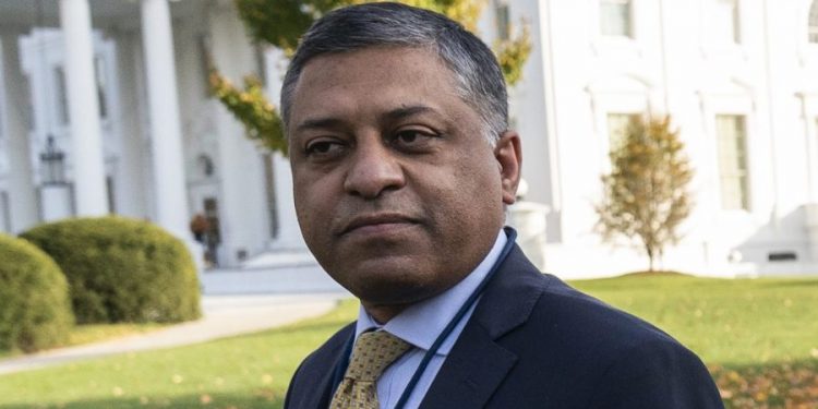 Lawmakers ask Biden to add drug czar to Cabinet