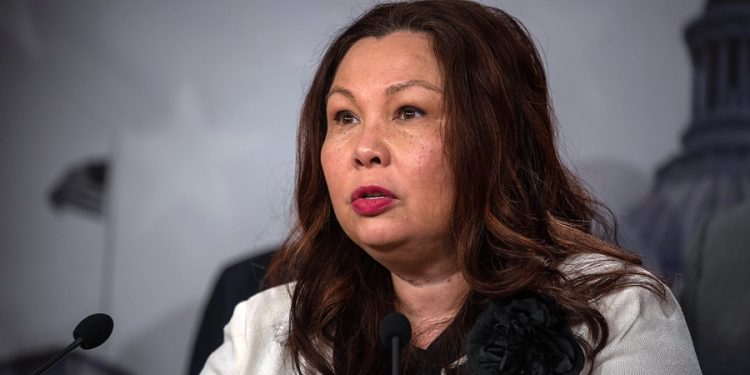 Duckworth asks FTC to investigate drug distributor over abortion pill