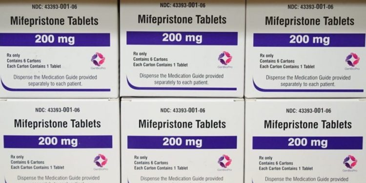 Federal judge blocks abortion pill approval