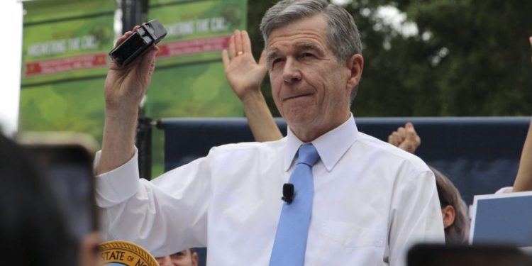 North Carolina GOP overrides abortion veto, putting 12-week ban into effect