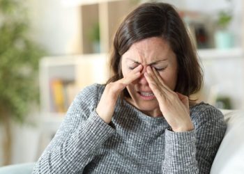 Health officials warn irritating symptom may be returning with latest COVID strain