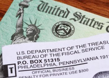 Social Security COLA to drop significantly in 2024, senior group predicts