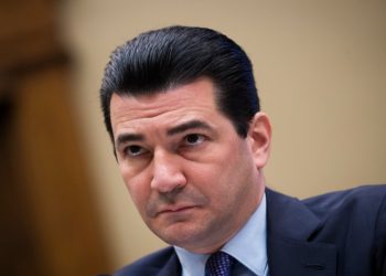 Drug price caps in Inflation Reduction Act exacerbating shortages, Gottlieb says
