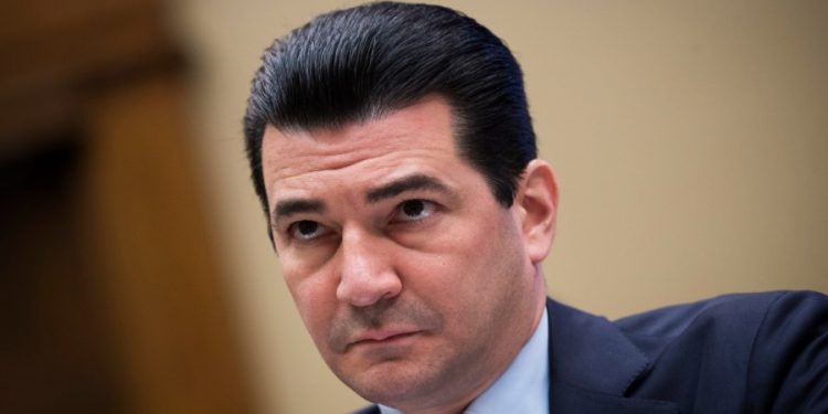 Drug price caps in Inflation Reduction Act exacerbating shortages, Gottlieb says