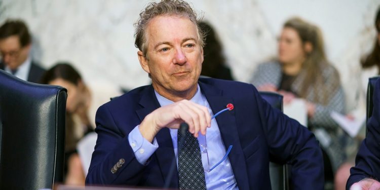 Paul proposes conservative alternative to debt deal that caps total spending