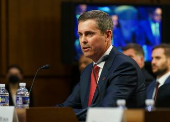 Insulin companies, PBMs pass the blame as they face bipartisan ire on pricing