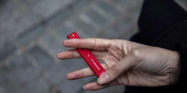 CDC: E-cigarette sales spiked nearly 50 percent between 2020 and 2022