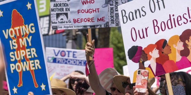 Abortion-rights group unveils first 2024 endorsements