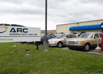 US tries to force company to issue recall of air bag inflators after deaths, injuries